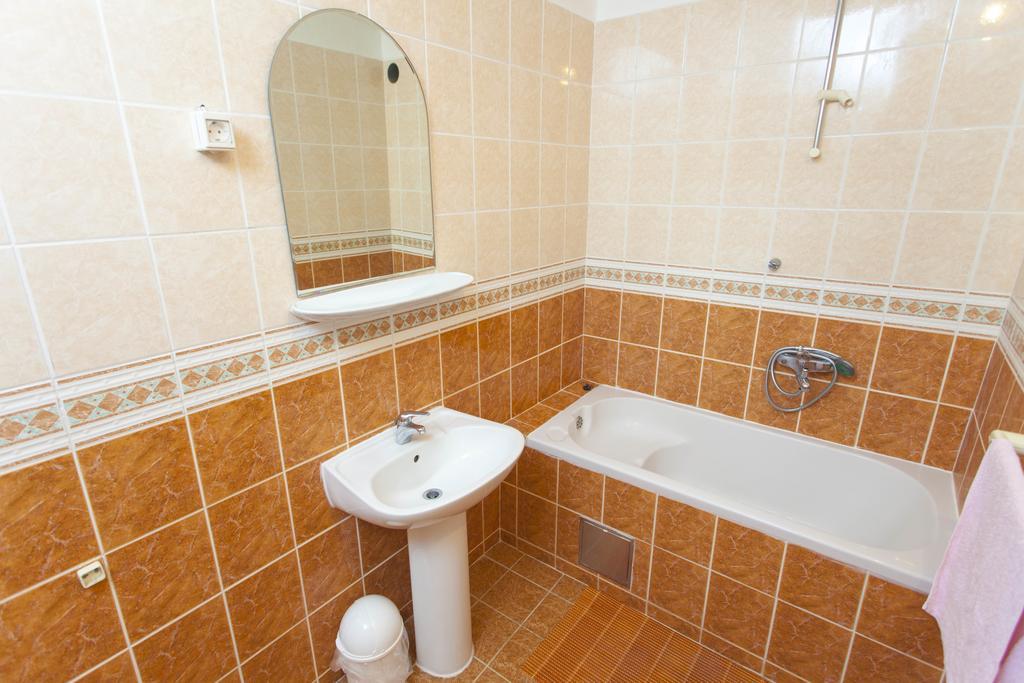 Carolija Apartment Makarska Habitación foto