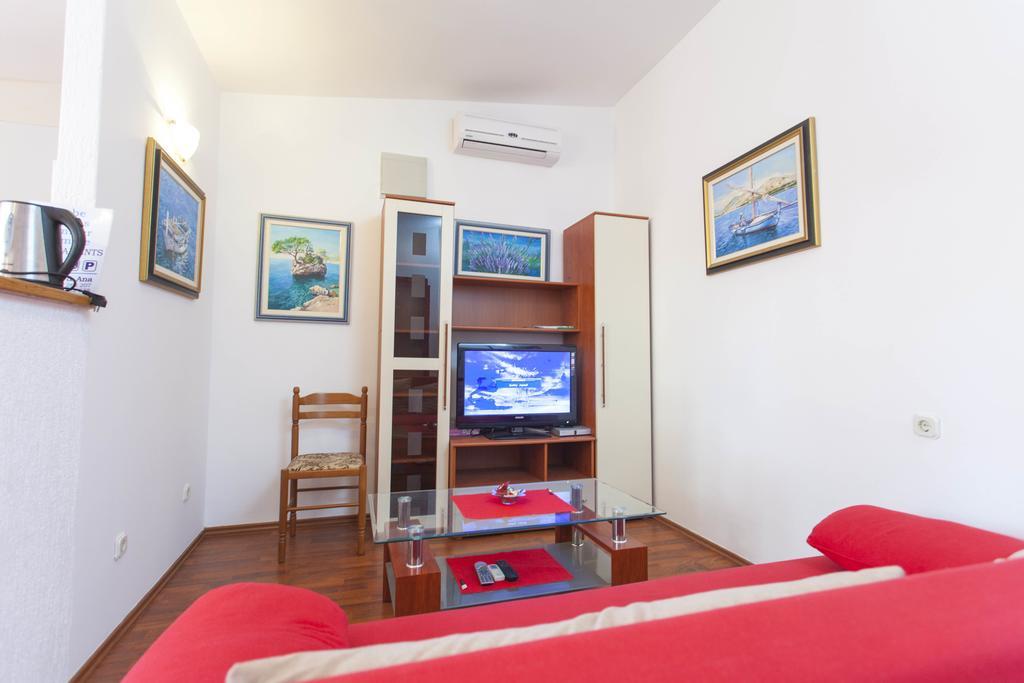 Carolija Apartment Makarska Habitación foto
